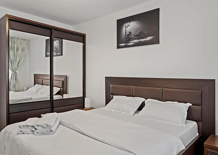 Apartment De Lux Drumul Taberei Bukarest