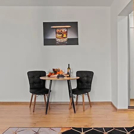 Apartment De Lux Drumul Taberei *