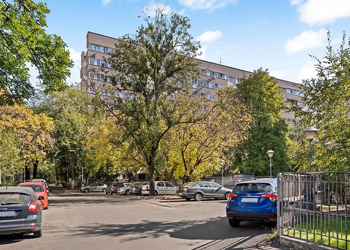 De Lux Drumul Taberei * Bucharest